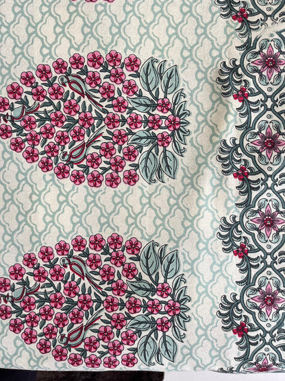 Leaf Print Double Bedsheet with 2 Pillow Cover