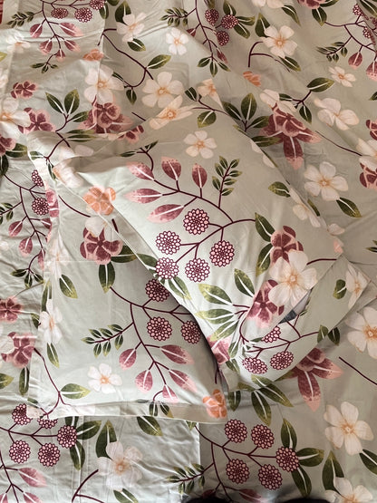 Floral and Check Double Bedsheet with 2 Pillow Cover