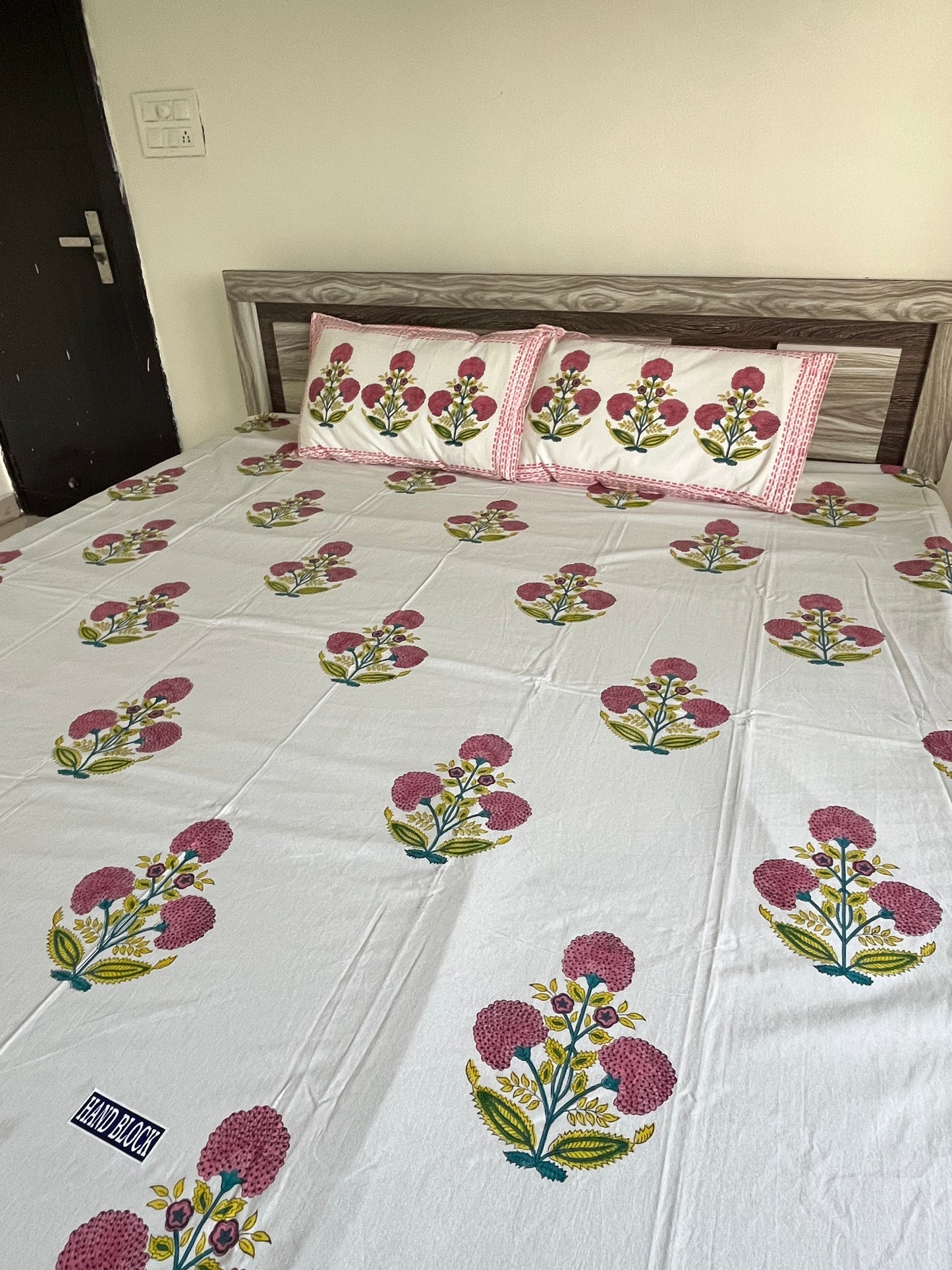 Handblock Pink flower bedsheet