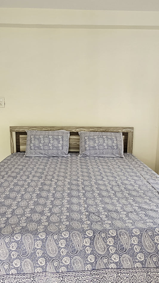 Pastel Blue Double Bedsheet with 2 Pillow Cover