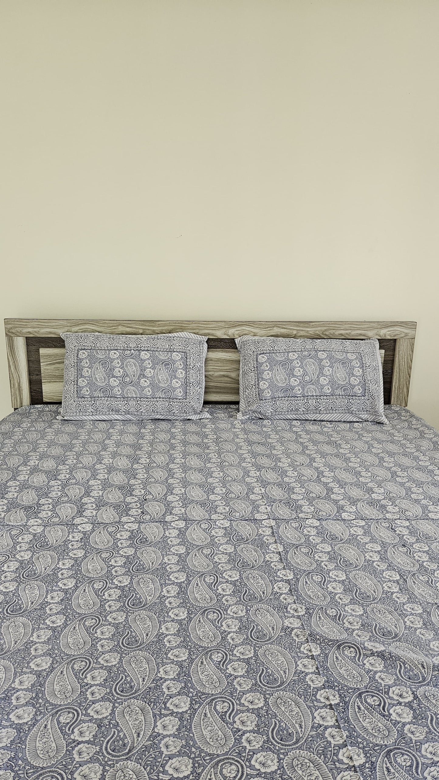 Pastel Blue Double Bedsheet with 2 Pillow Cover
