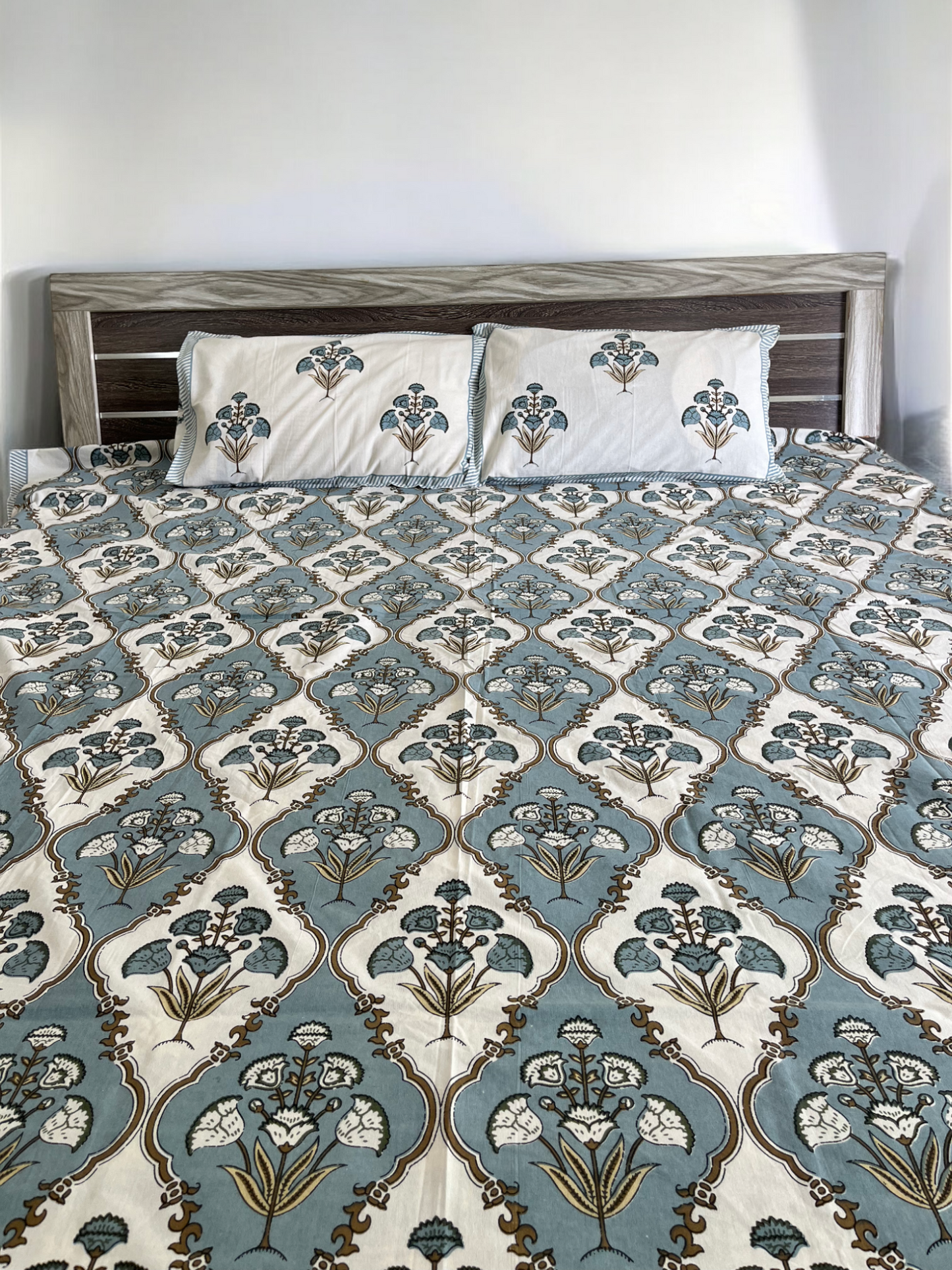 Handblock Printed Abstract Pattern Double Bedsheet