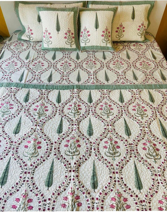 Pink and Green Leaf Handblock Quilted Reversible Bedcover with 2 Pillow Covers – Elegant and Eco-Friendly Bedroom Décorly Bedroom Décor