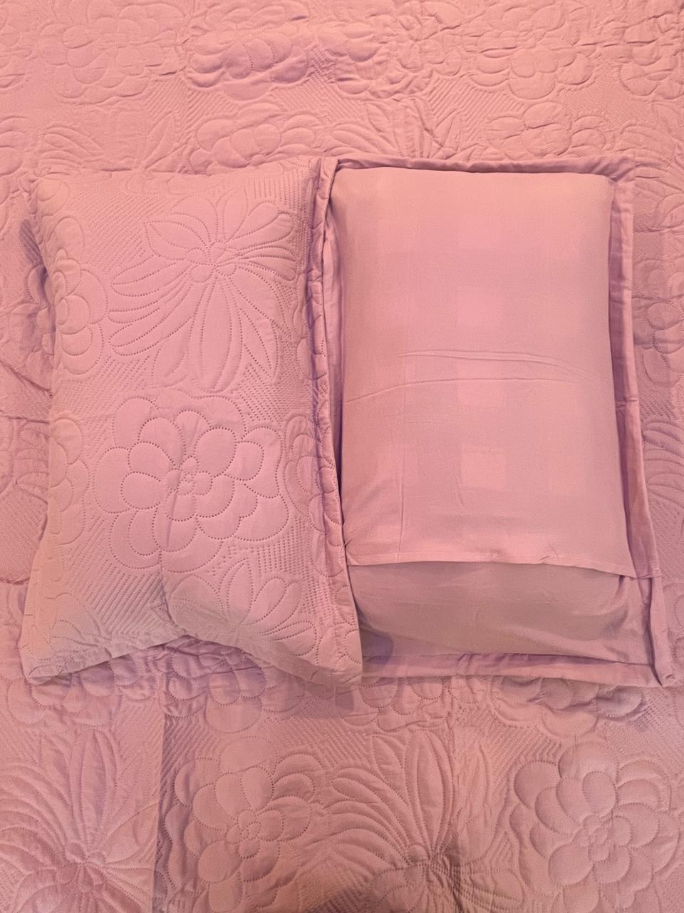 Pink Solid Quilted Cotton Bedcover with 2 Pillow Covers