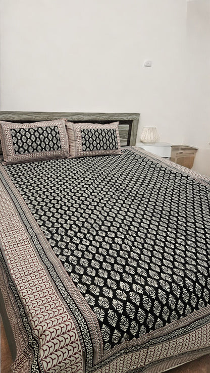 Black Barmeri Print Double Bedsheet with 2 Pillow Covers