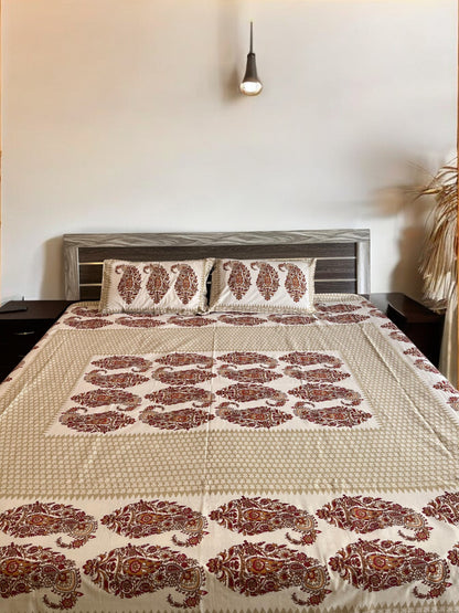 Cream Double Bedsheet with 2 Pillow Cover