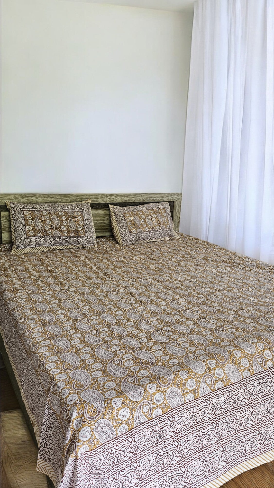 Beige Floral Double Bedsheet with 2 Pillow Cover