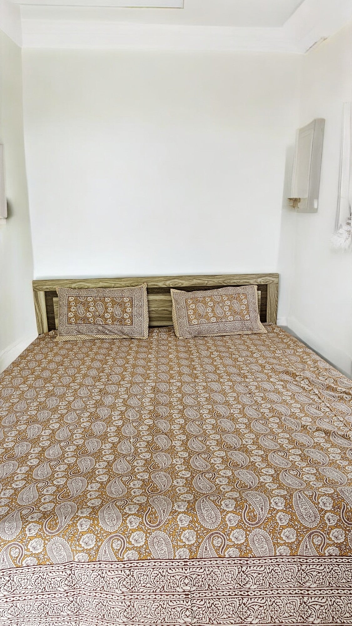 Beige Floral Double Bedsheet with 2 Pillow Cover