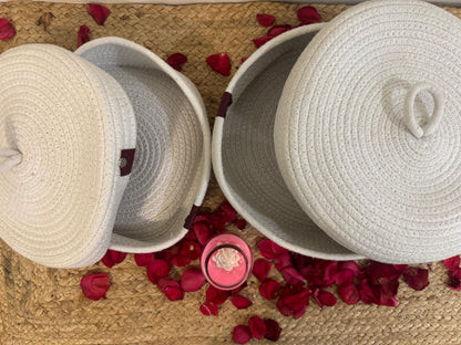 White Jute Organiser with Cap – Set of 2 Covered Storage Baskets