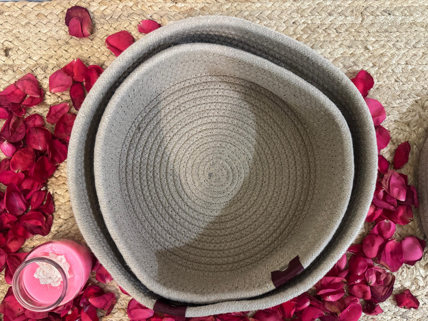 Beige Jute Organizer with Cap – Set of 2 Covered Storage Baskets