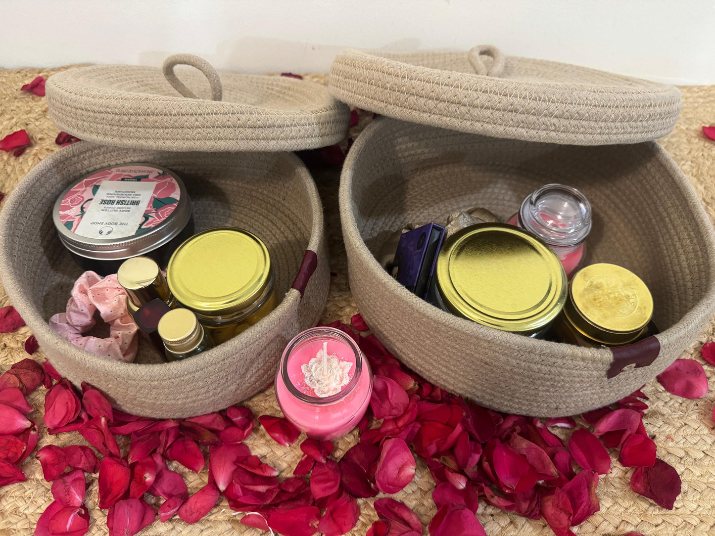 Beige Jute Organizer with Cap – Set of 2 Covered Storage Baskets