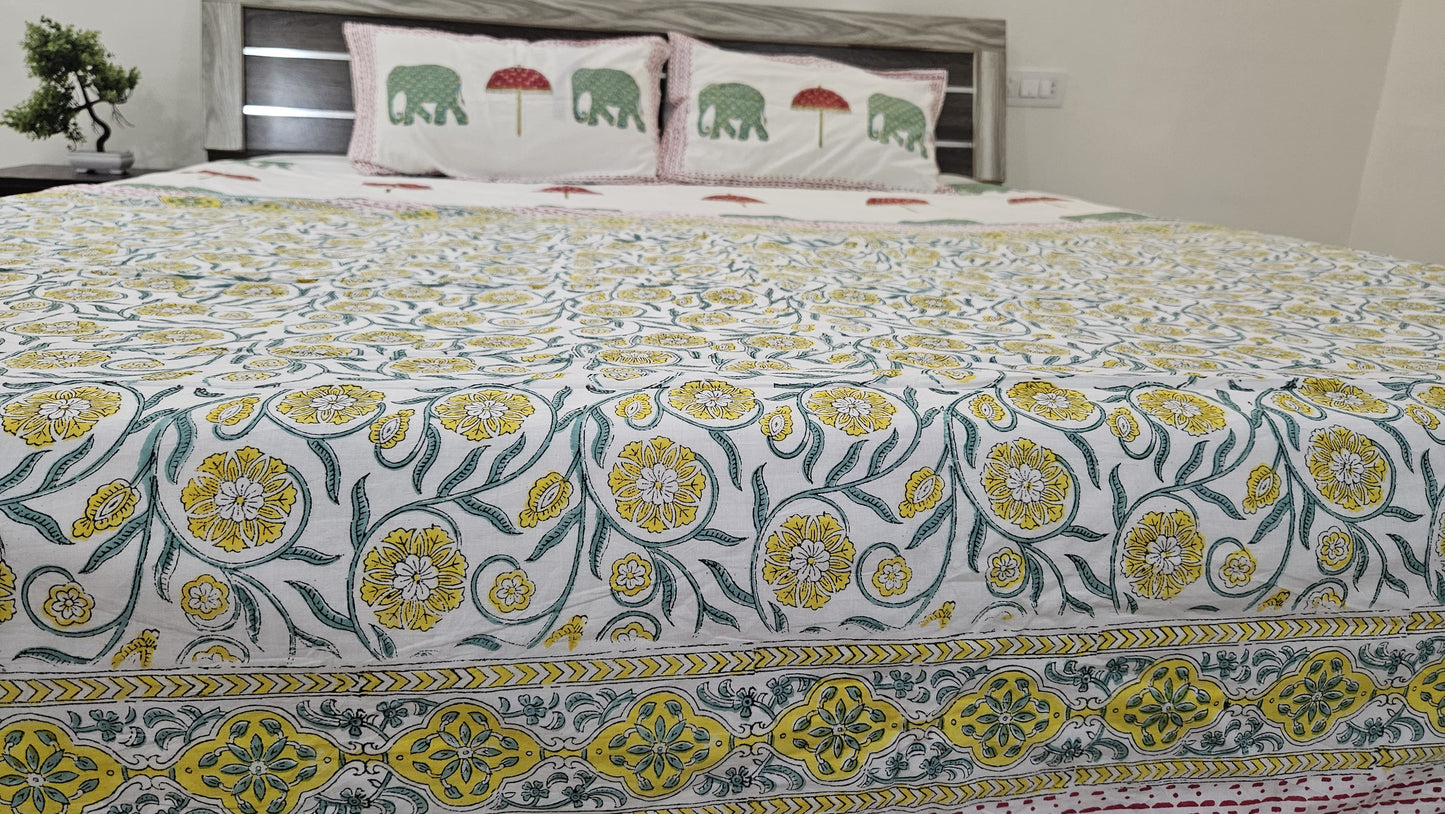 White Handblock Cotton Double Bedsheet Set with 2 Dohars & Pillow Covers