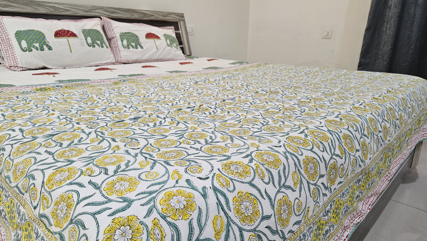 White Handblock Cotton Double Bedsheet Set with 2 Dohars & Pillow Covers