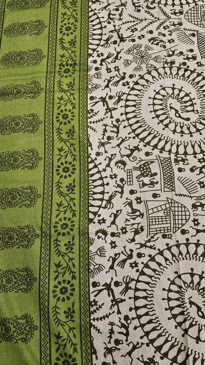 Tribal Print Double Bedsheet with 2 Pillow Cover