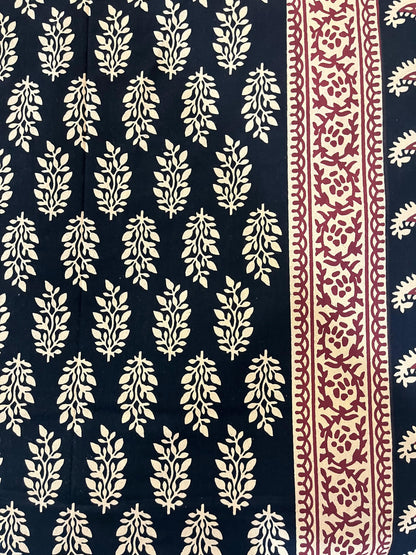 Barmeri Black Bagru Double Bedsheet with 2 Pillow Covers