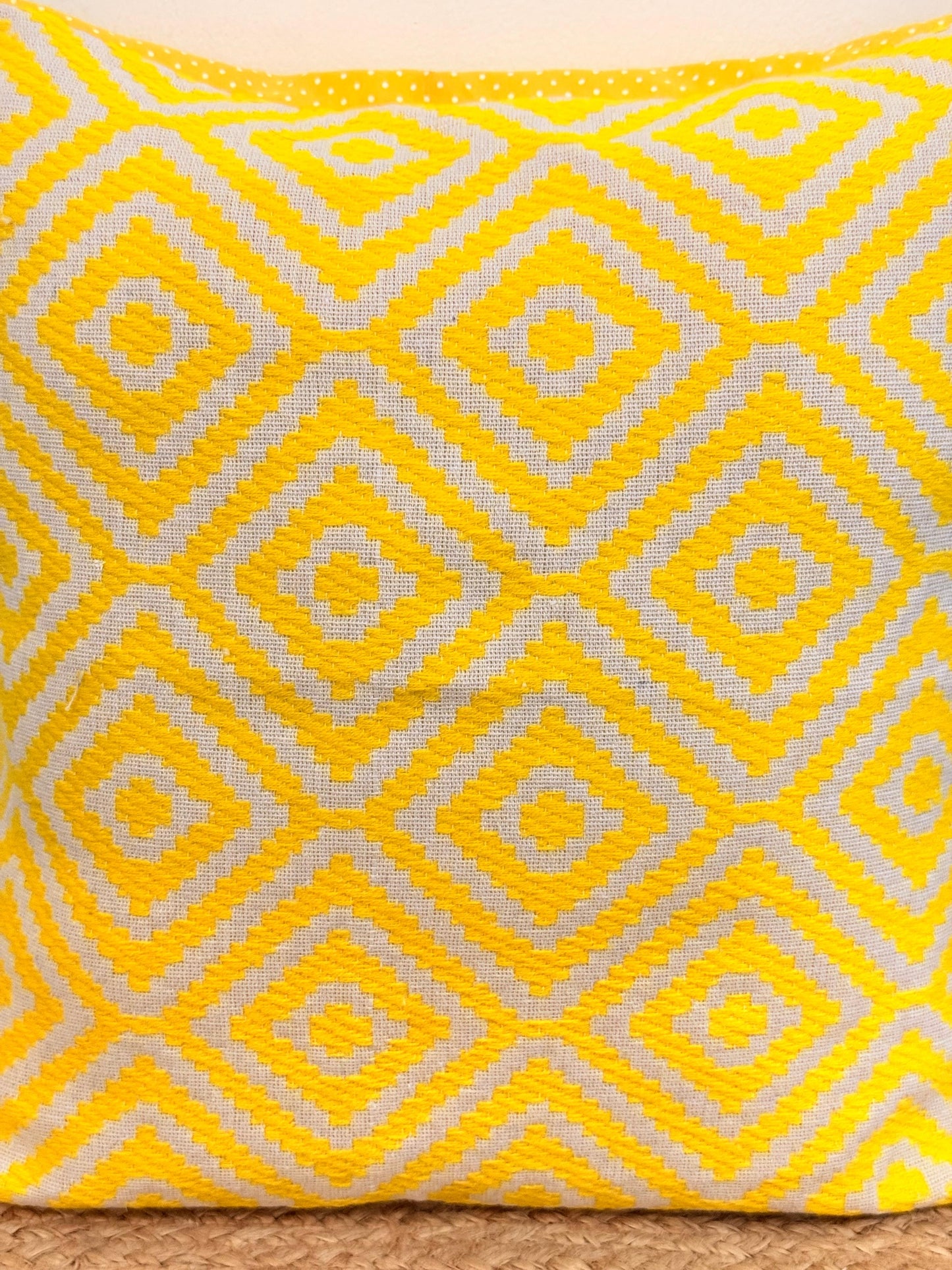 Yellow Decorative Jacquard Cushion Cover – Vibrant Accent for Elegant Home Décor