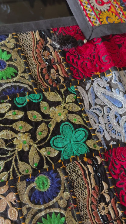 Black Kambadiya Patchwork Rajasthani Runner Set with 6 Placemats